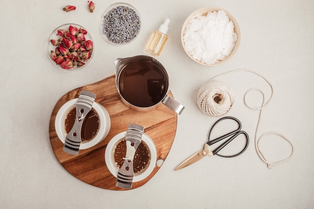 Warsztat z narzędziami do haftu